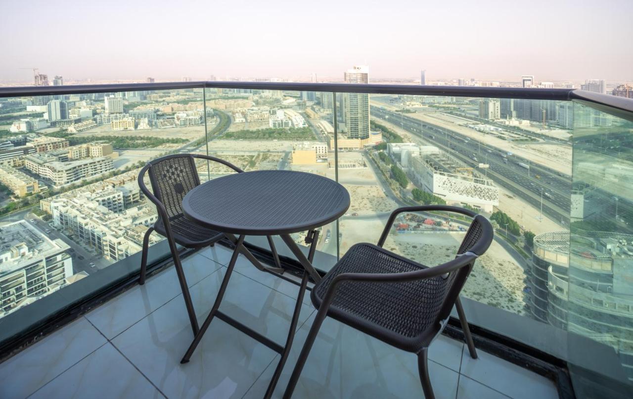 Sky View Tower Apartments Dubai Exteriör bild