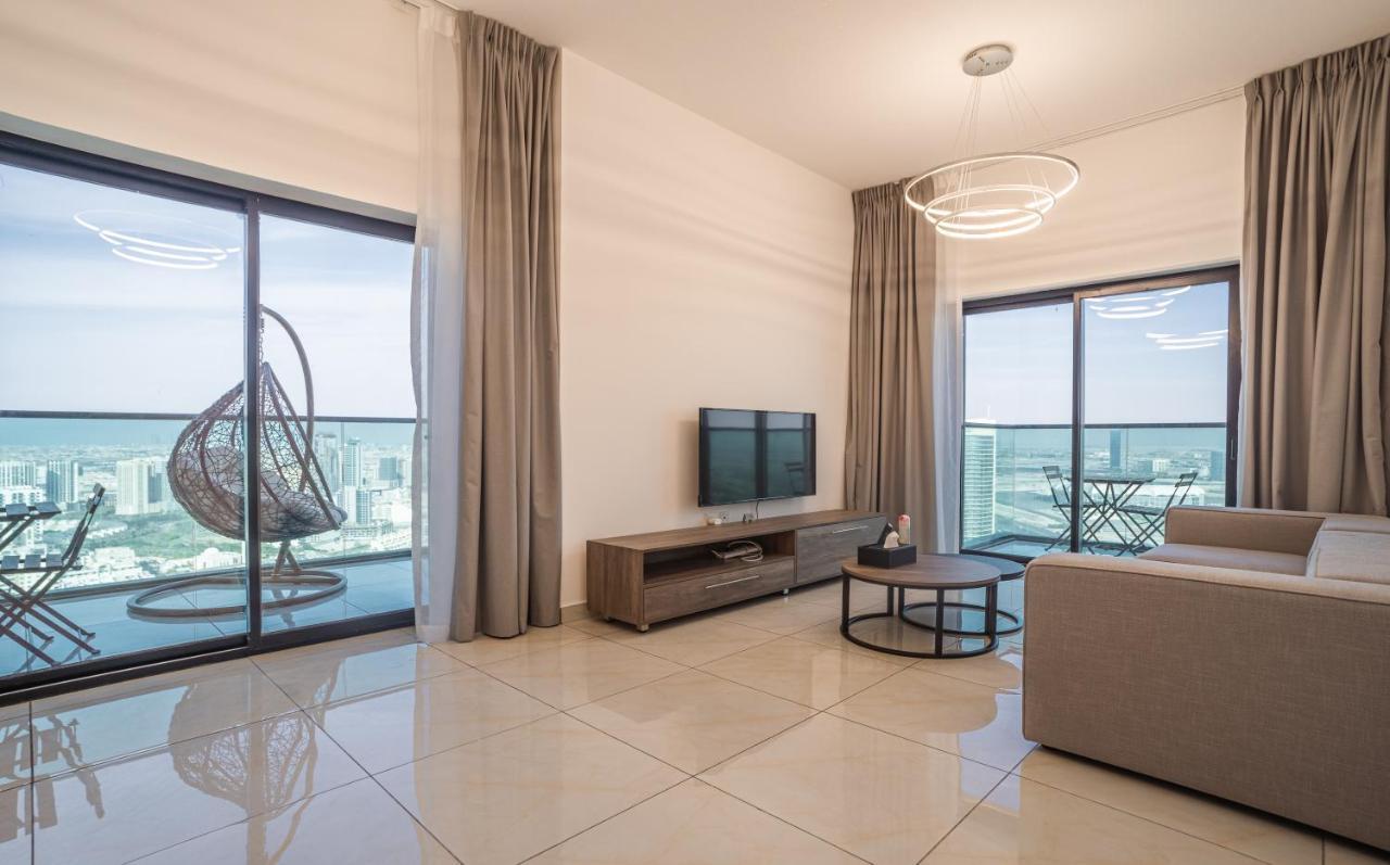 Sky View Tower Apartments Dubai Exteriör bild